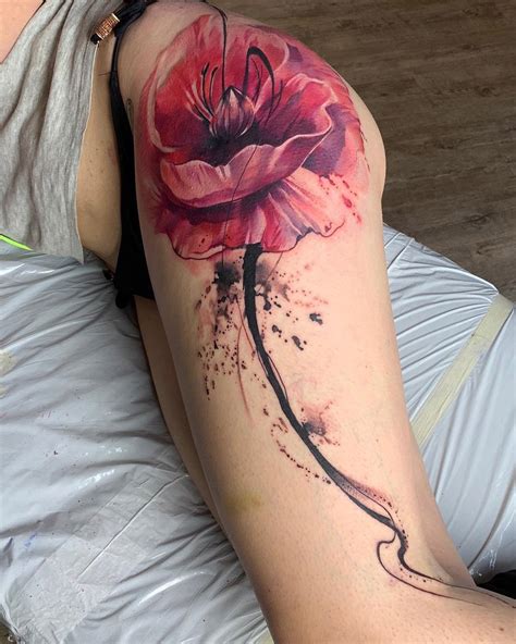 female thigh and hip tattoos|unique hip tattoos.